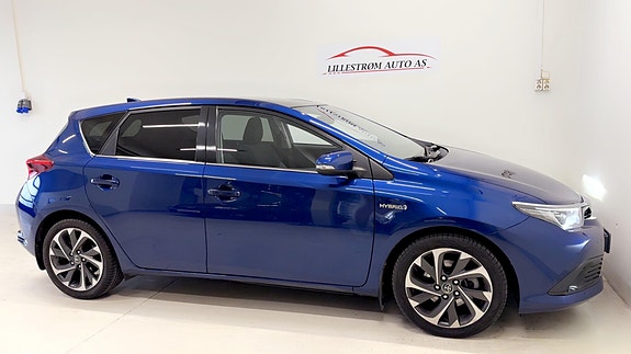Toyota Auris 9 of 20