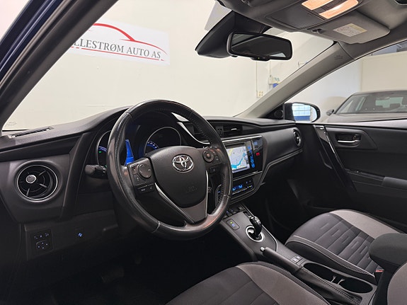 Toyota Auris 14 of 20