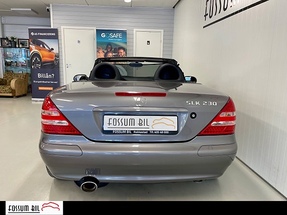 Mercedes-Benz SLK230 18 of 30