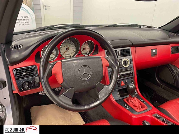 Mercedes-Benz SLK230 29 of 30