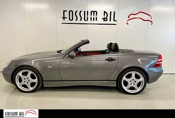 Mercedes-Benz SLK230 14 of 30