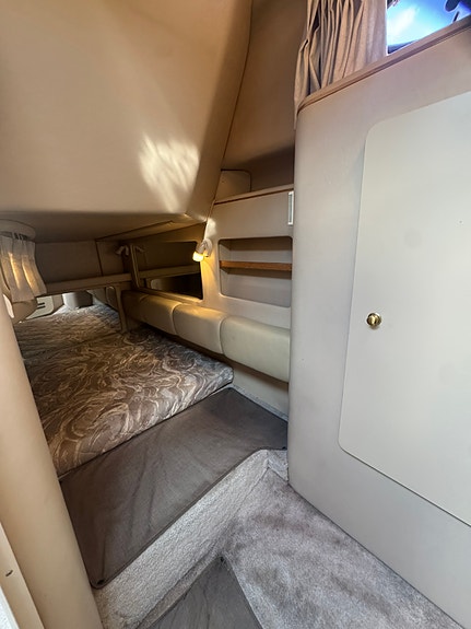 Sea Ray Sundancer 290 15 of 30