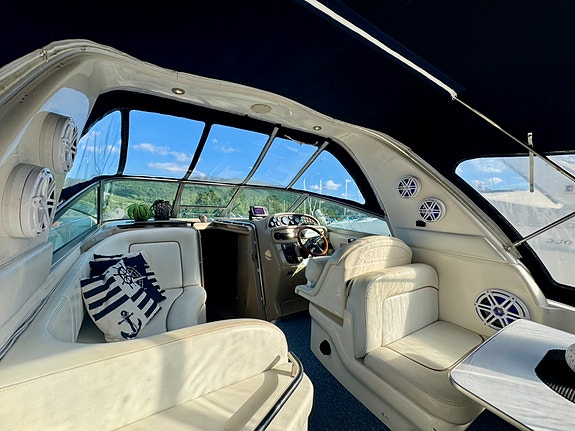 Sea Ray Sundancer 290 9 of 30