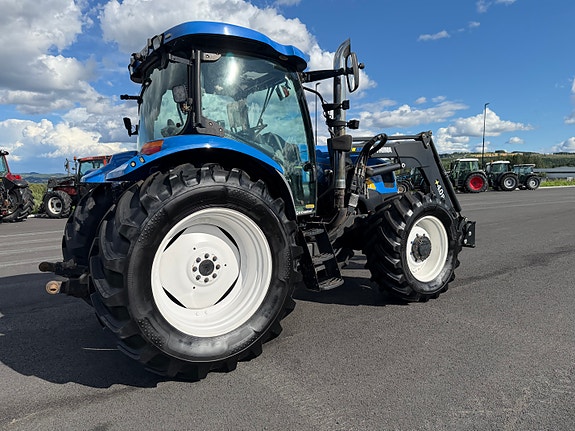 New Holland TS 115 A 21 of 30
