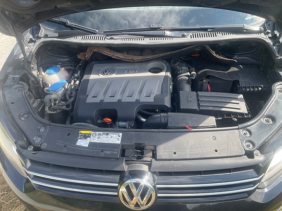 Volkswagen Touran 8 of 12