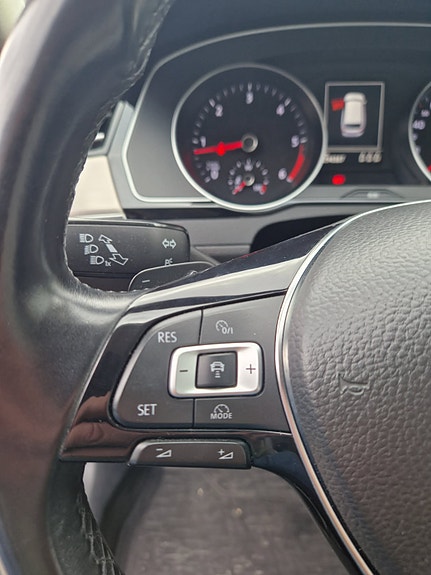 Volkswagen Passat 23 of 27