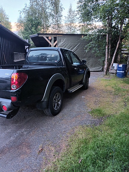 Mitsubishi L200 6 of 10