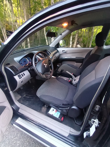 Mitsubishi L200 8 of 10
