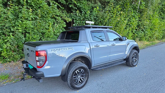Ford Ranger Raptor 8 of 30