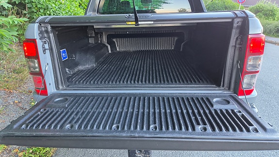 Ford Ranger Raptor 14 of 30