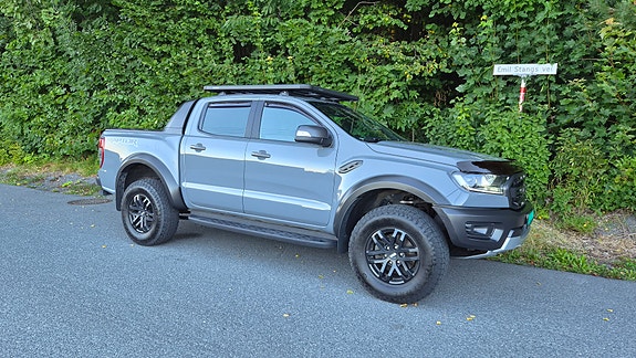 Ford Ranger Raptor 4 of 30