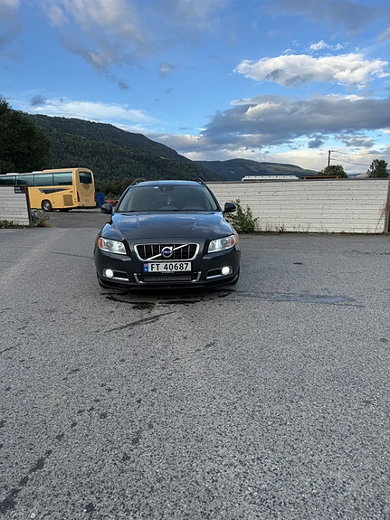 Volvo V70 20 of 21