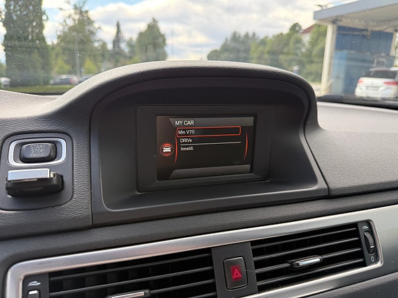 Volvo V70 30 of 30