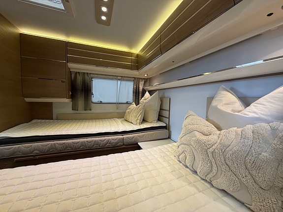 Adria Adora 613UL Alde / Enkle senger / Gulvvarme / Skinn / S 22 of 30