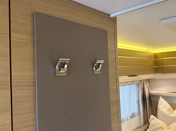 Adria Adora 613UL Alde / Enkle senger / Gulvvarme / Skinn / S 29 of 30