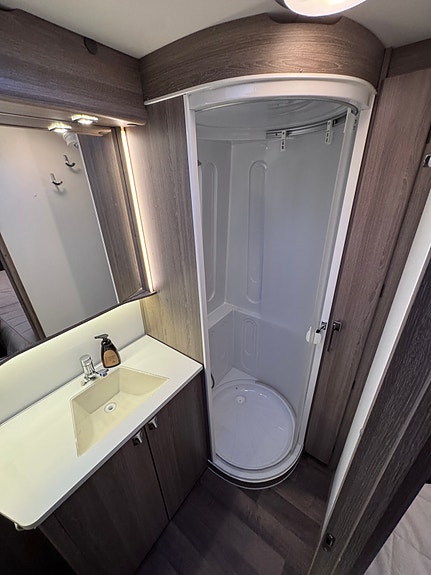 KABE Imperial 780 TDL KS 23 of 29
