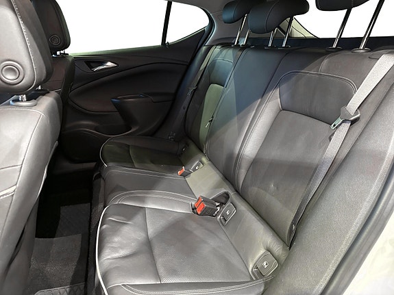 Opel Astra 6 of 23