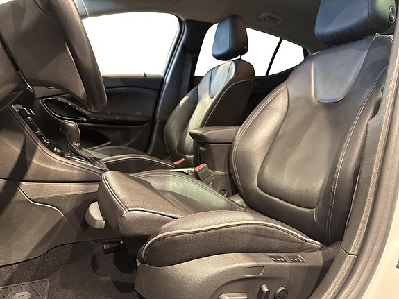 Opel Astra 20 of 23