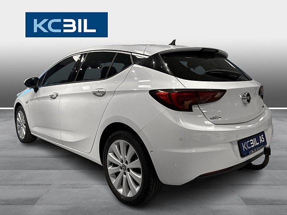 Opel Astra 21 of 23