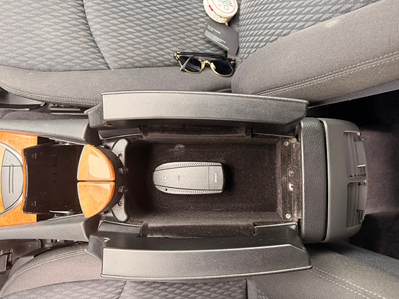 Mercedes-Benz E200 d 14 of 24