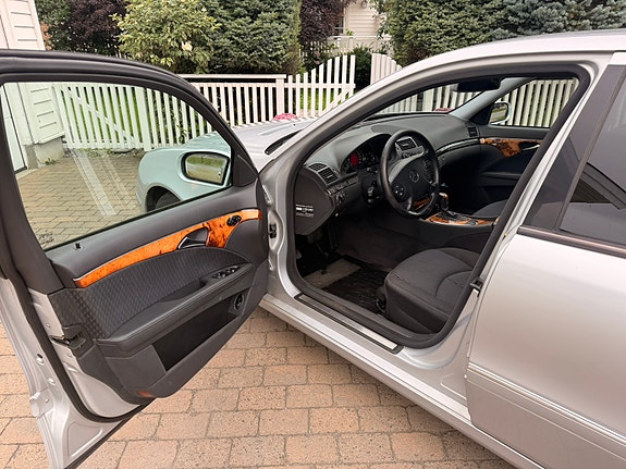 Mercedes-Benz E200 d 11 of 24