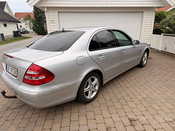 Mercedes-Benz E200 d 6 of 24