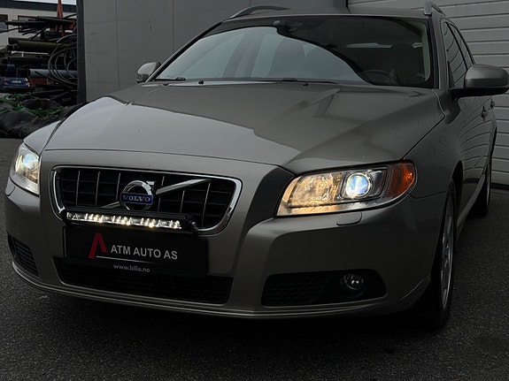 Volvo V70 5 of 30