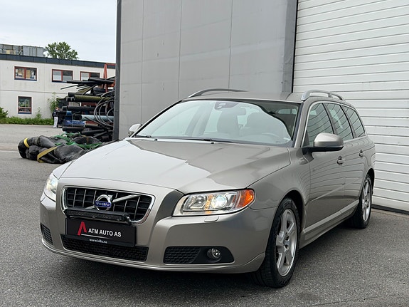 Volvo V70 3 of 30