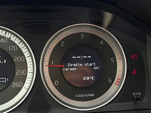 Volvo V70 22 of 30