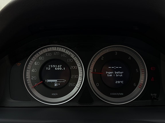 Volvo V70 21 of 30
