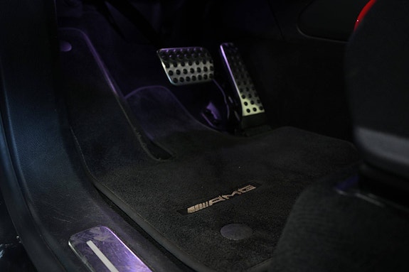 Mercedes-Benz G63 27 of 30