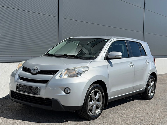 Toyota Urban Cruiser 3 of 25