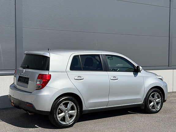 Toyota Urban Cruiser 7 of 25