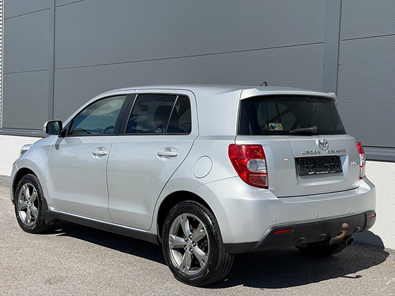 Toyota Urban Cruiser 5 of 25