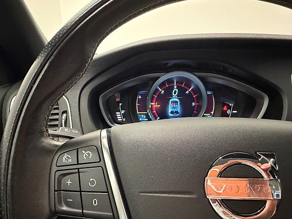 Volvo V40 30 of 30
