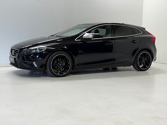 Volvo V40 7 of 30