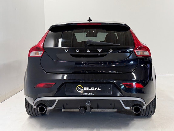Volvo V40 10 of 30