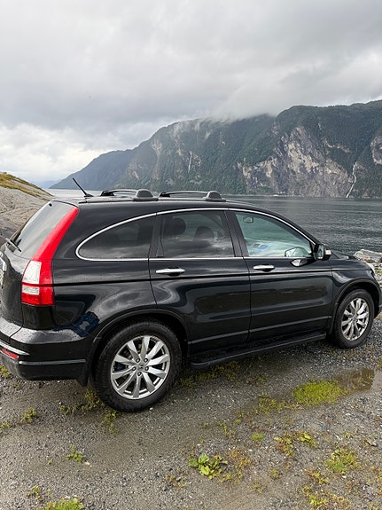 Honda CR-V 3 of 10