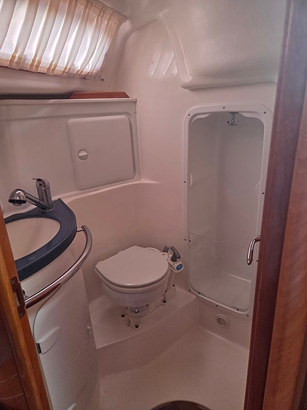 Bavaria 33 Cruiser - meget velholdt 18 of 21