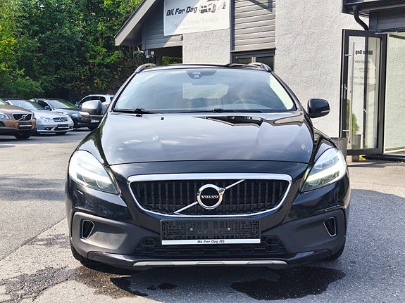 Volvo V40 Cross Country 9 of 30