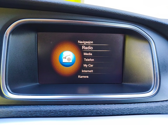 Volvo V40 Cross Country 19 of 30