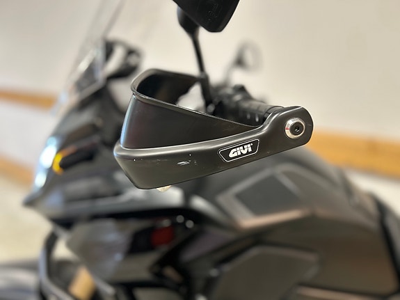 Honda CB 500 X 12 of 17