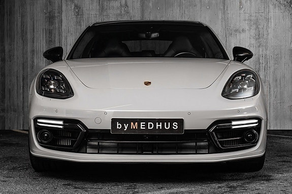 Porsche Panamera 4 5 of 30