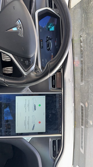 Tesla Model S 11 of 14