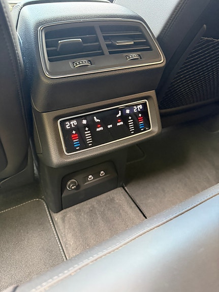 Audi 50 25 of 30