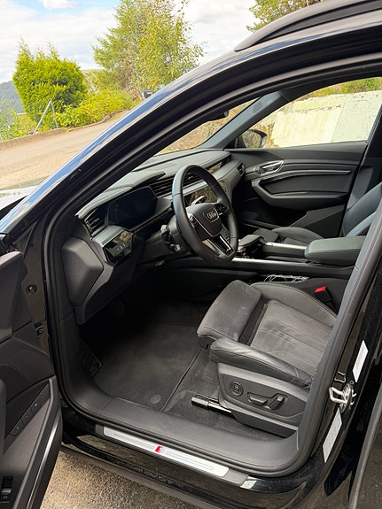 Audi 50 18 of 30