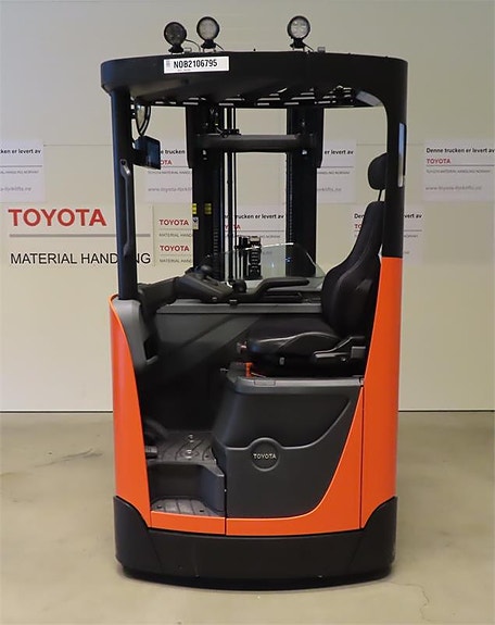 Toyota RRE160H 2 of 4