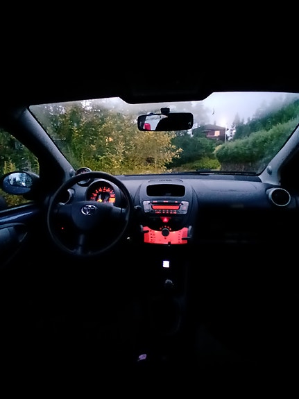 Toyota Aygo 12 of 13