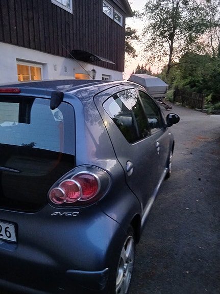 Toyota Aygo 4 of 13