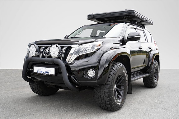 Toyota Land Cruiser 2 of 30
